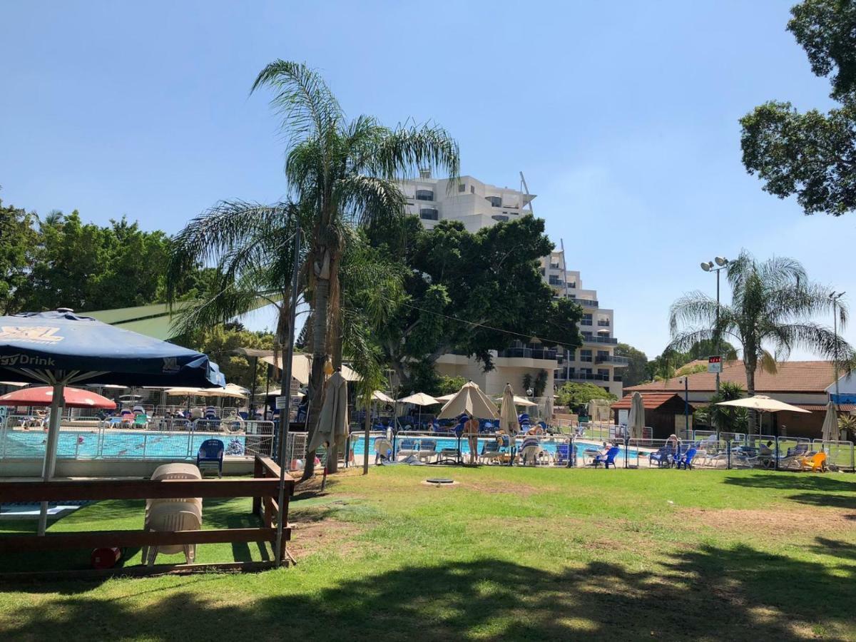 Kfar Maccabiah Business & Sport Hotel Ramat Gan Kültér fotó